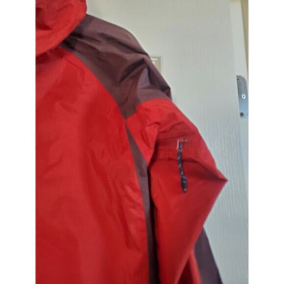 Mont-Bell Ultra-Light Red Maroon Hiking Gorpcore Outdoor Rain Jacket, Women's XS - Picture 10 of 11